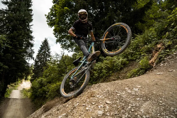 Piste VTT la Serpentine du Bike Park de Châtel