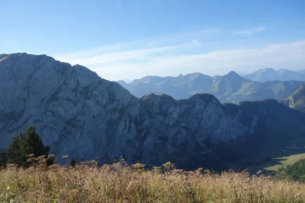 Arête du Mont Chauffé depuis la Pointe de Lachau