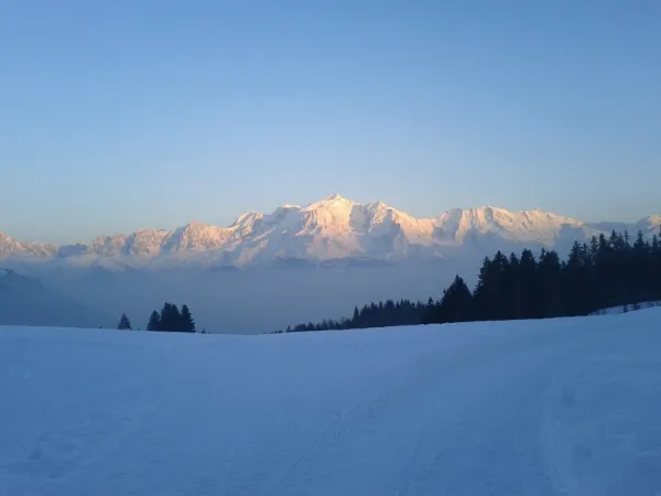 Vue sur les montagnes en hiver