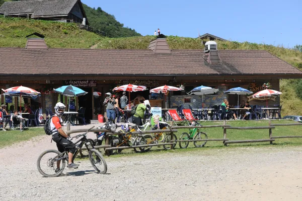 Restaurant le Fantaski en été