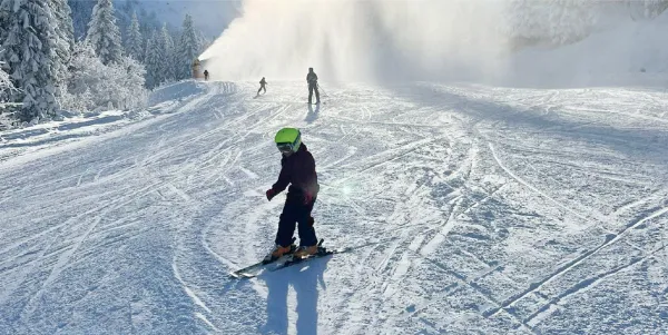 Leçon de ski alpin avec Châtel Sensations moniteur indépendant