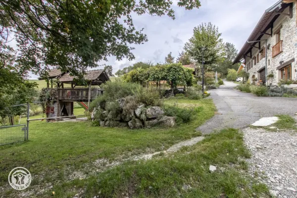 Accès espace extérieur du gîte