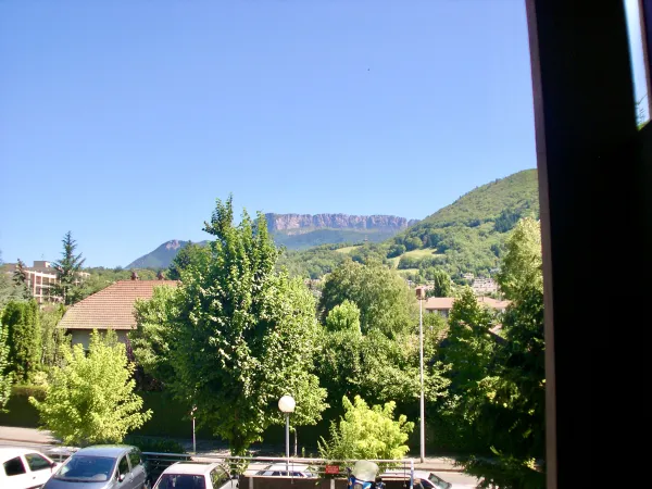 ST Ecure 1