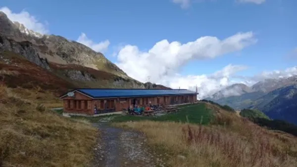 Refuge des Prés en automne