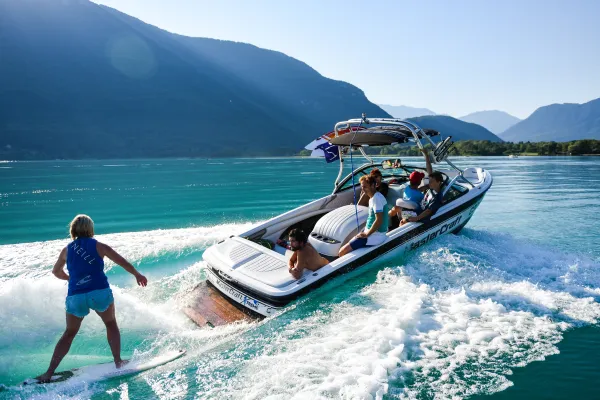 Ski & Wake 74