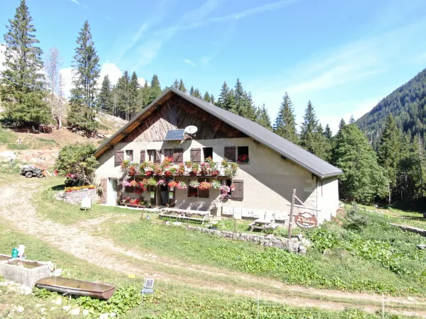 Le chalet d'alpage vu de face