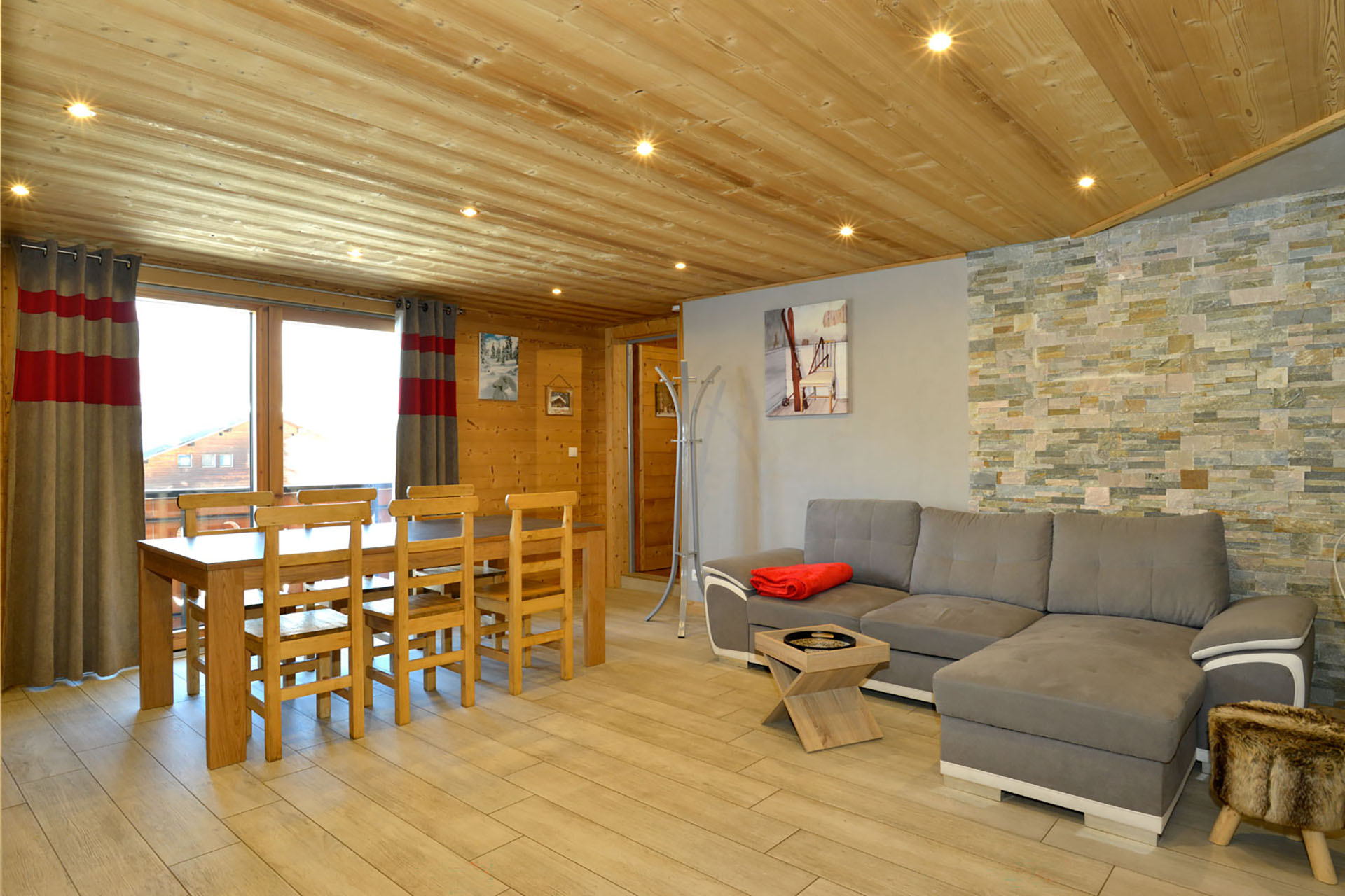 Salon - Epicéa n°5_Châtel