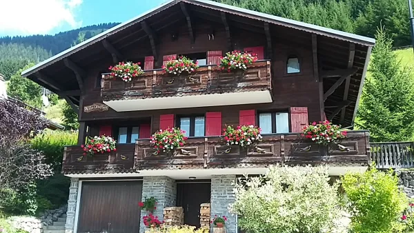 Le chalet en été