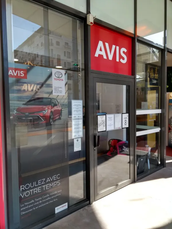 Avis