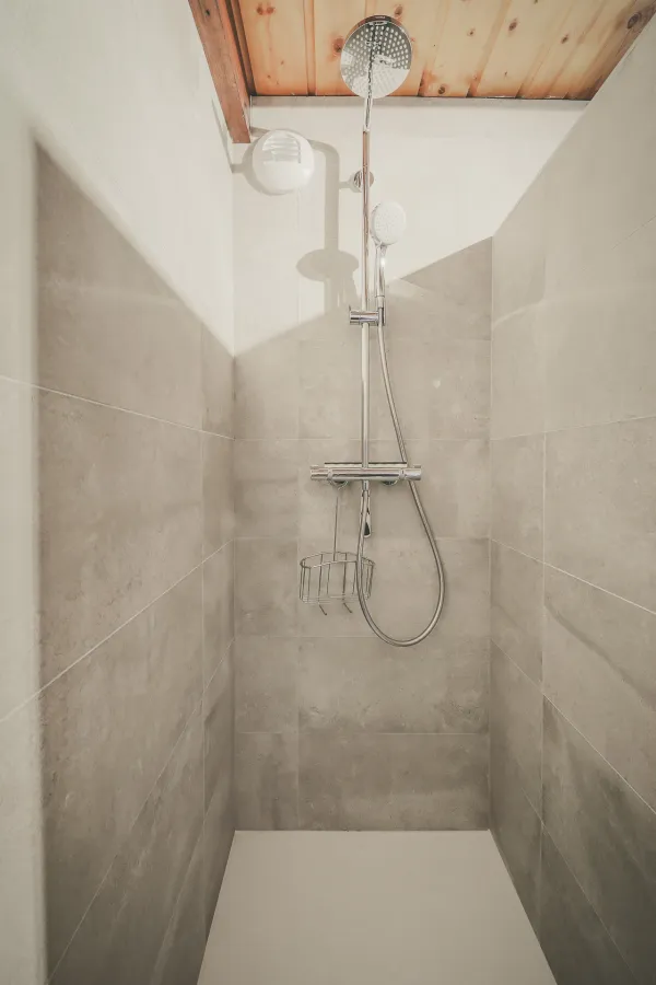 Douche à l'italienne