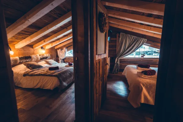 Espace nuit avec deux chambres
