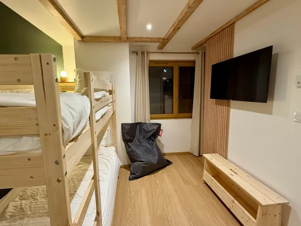 Chambre 3 lits superposés
