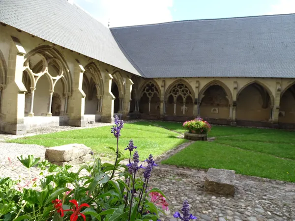 Cloître de l'Abbayed 'Abondance