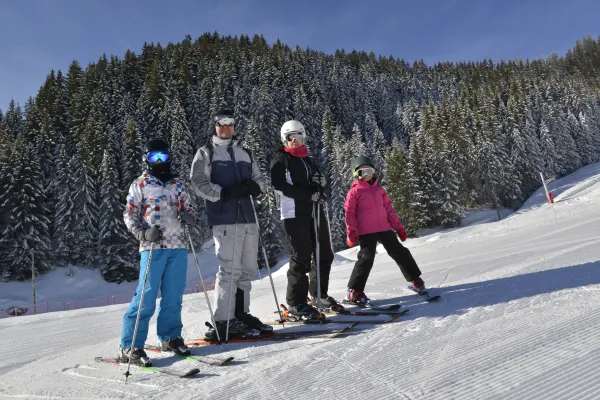 Ski sure le domaine skiable de l'Essert