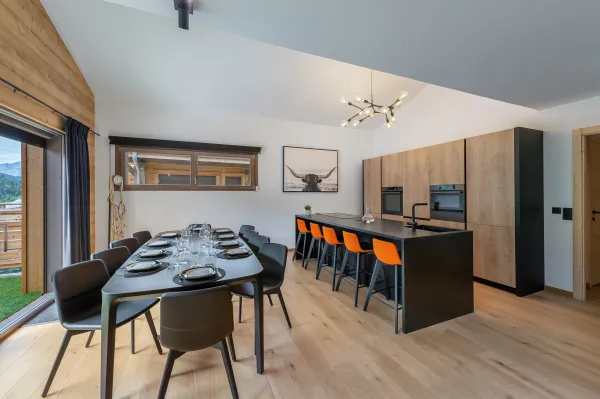 Salle à manger et cuisine