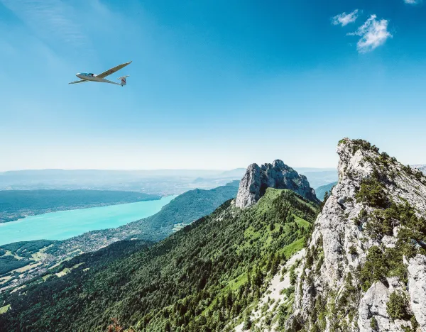 planeur Sources lac Annecy montagnes