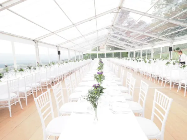 Chapiteau en extérieur