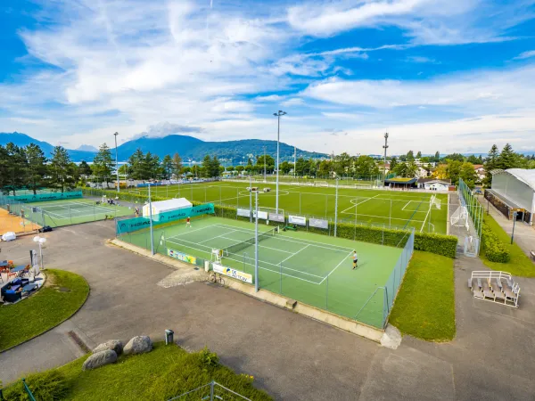 Football Tennis