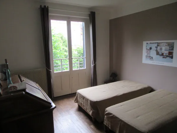 chambre 2 / lits jumeaux