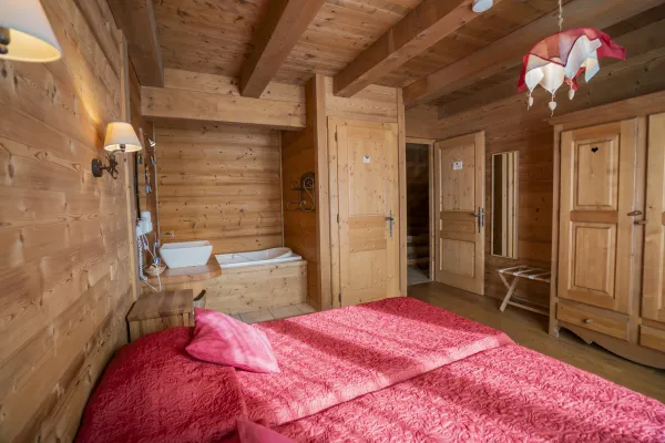 Chambre avec salle de bains