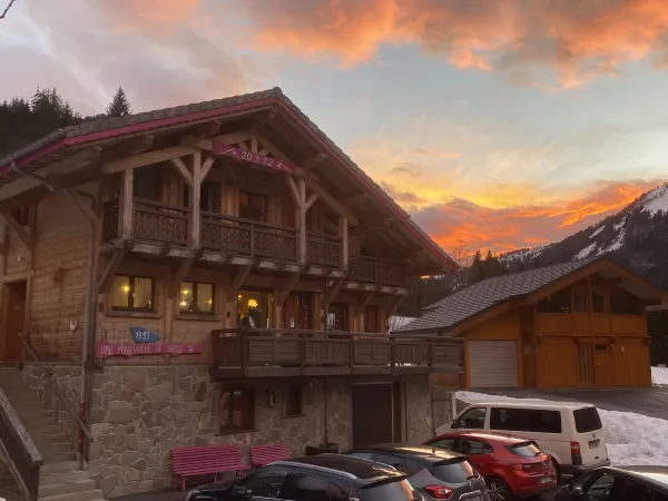 Vue chalet extérieur hiver/printemps