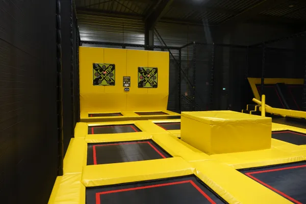 Trampoline