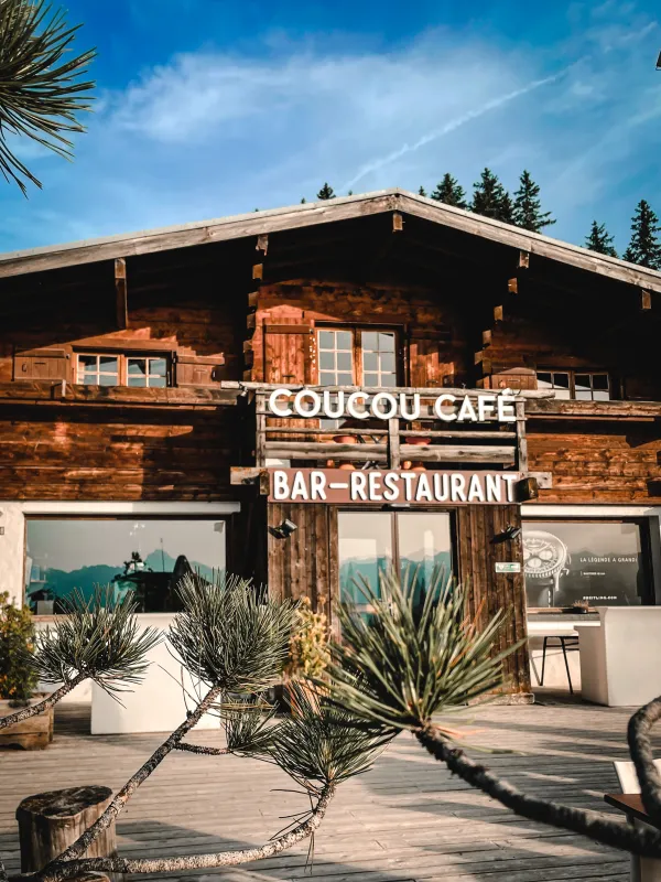 Façade extérieur jour