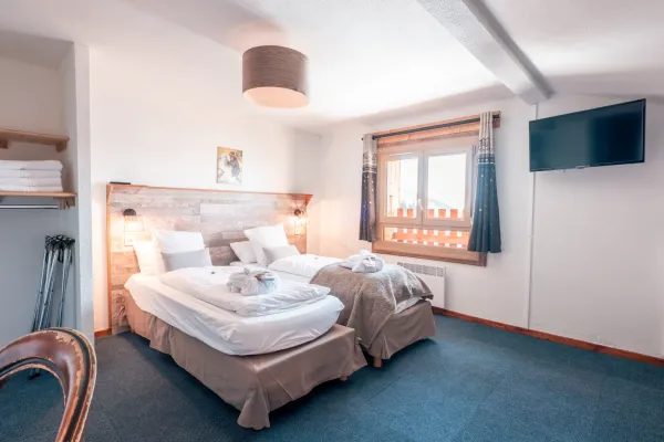 Chambre deux lits simple