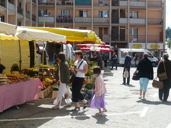 Marche-Cruseilles
