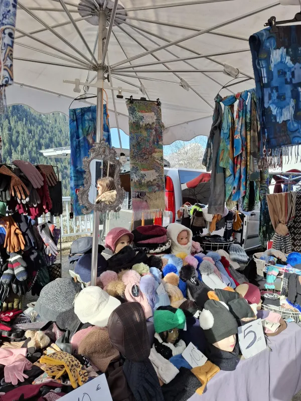 Marché  de Châtel en hiver