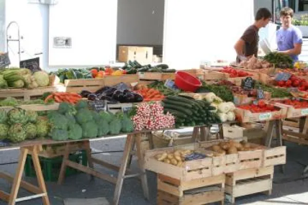 Marché de Valleiry - centre-ville