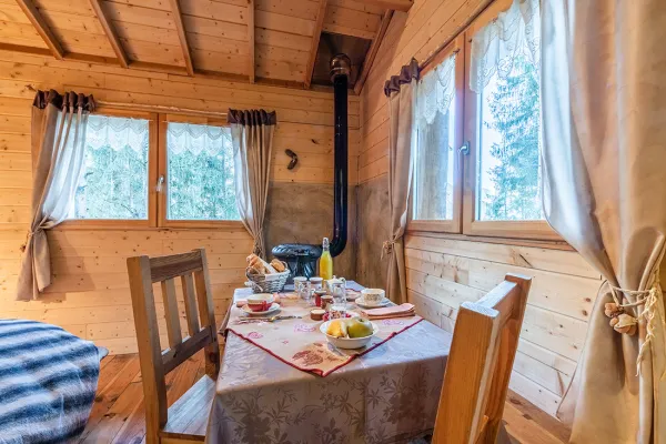 intérieur cabane du chevrotin